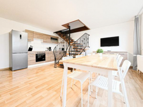 RAJ Living - 4 Room Maisonette Apartment - 25 min Messe DUS